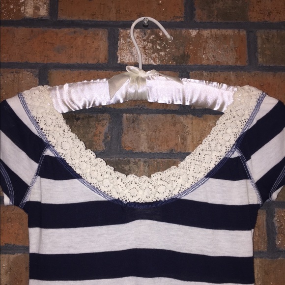 ABERCROMBIE AND FITCH navy and white striped top - Picture 2 of 8